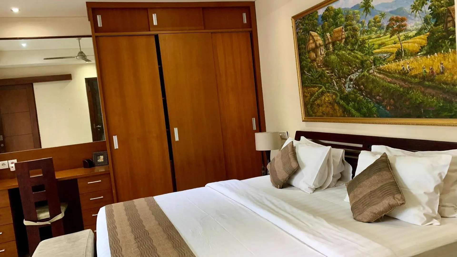 Tranquilty 3 Bedroom Villa In Seminyak By Nami Bali Семиньяк